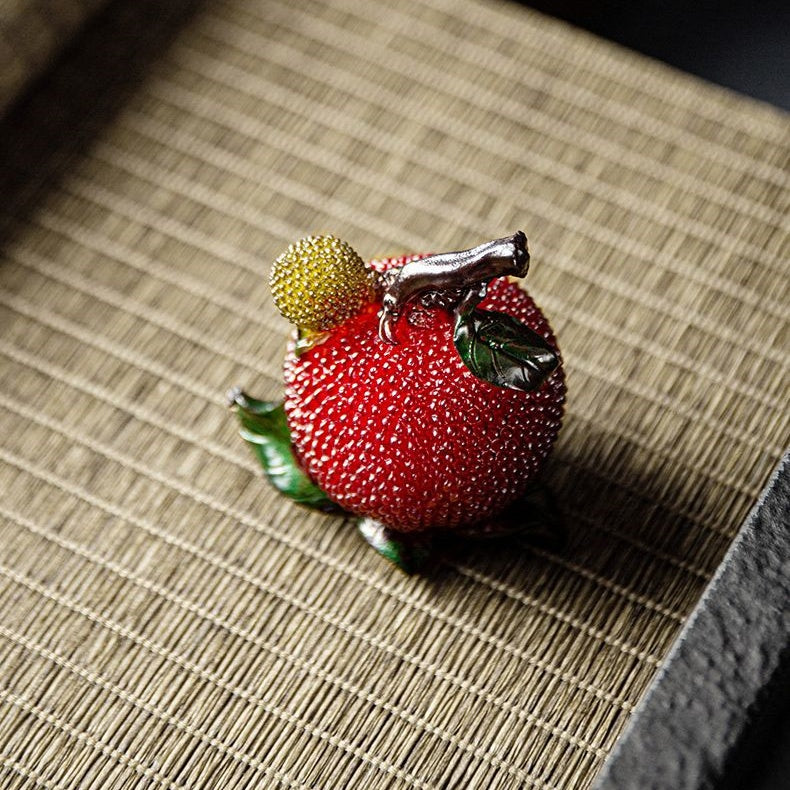 Color-changing bayberry tea pet, temperature-changing resin tea set accessories