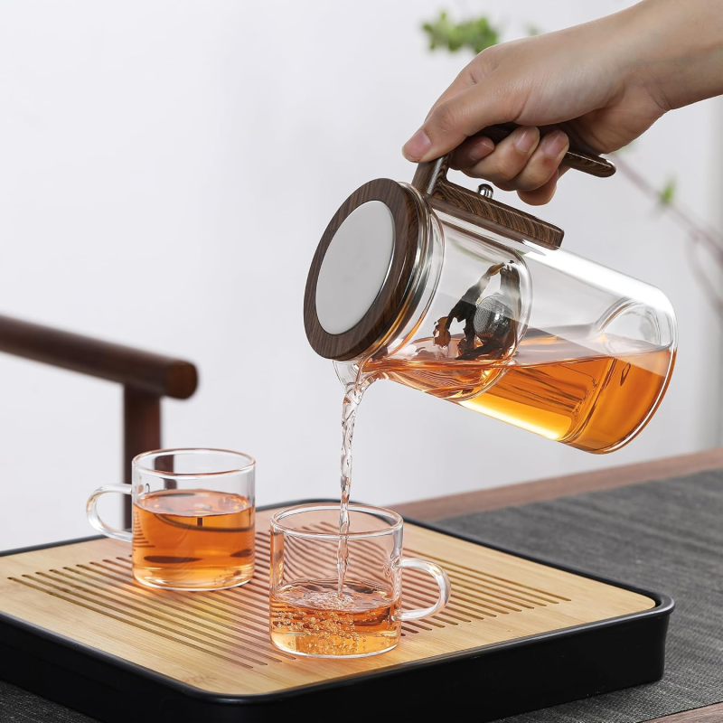Small waist elegant cup, tea pot with filter