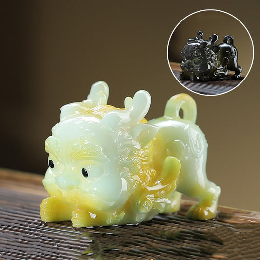 Tea Pet Pixiu Figurine, Color Changing Chinese Teapet , Cute Kungfu Tea Ornament Accessories with Feng Shui Good Luck Charm
