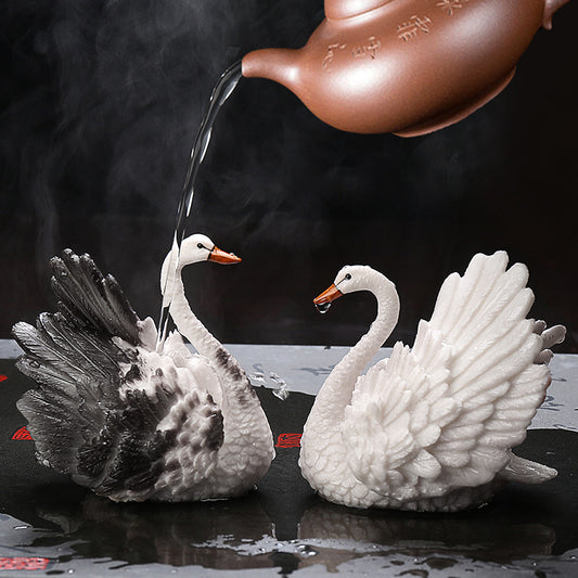 Swan Tea pet Chinese Gongfu tea accessories, exquisite tea table and tea tray ornaments