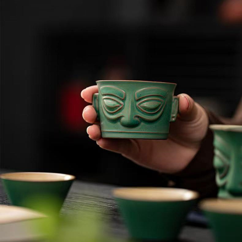 Sanxingdui Portable Travel Tea Set, Ceramic Cultural and creative Quick Guest Cup, portable tea set