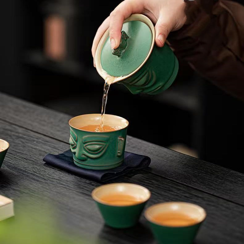 Sanxingdui Portable Travel Tea Set, Ceramic Cultural and creative Quick Guest Cup, portable tea set